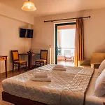 Natura Club & - Adults Guests Hotel Vlassada