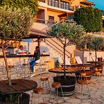 Natura Club & - Adults Guests Vlassada