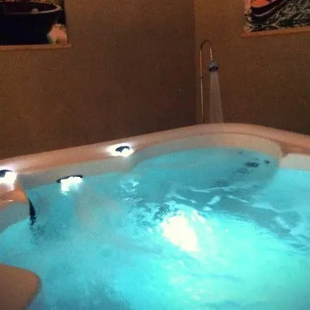 Natura Club & - Adults Guests Hotel Vlassada