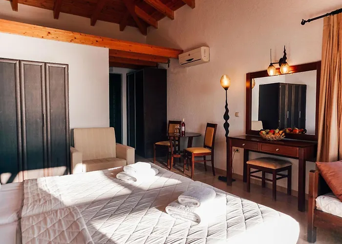 Natura Club & - Adults Guests Hotel